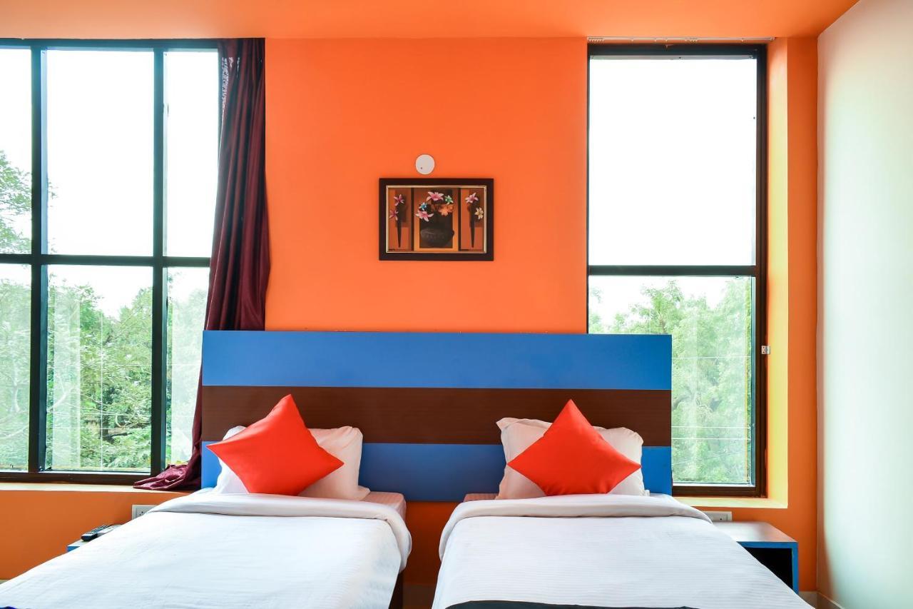 Capital O 67249 Hotel Planet Bhubaneswar Eksteriør billede