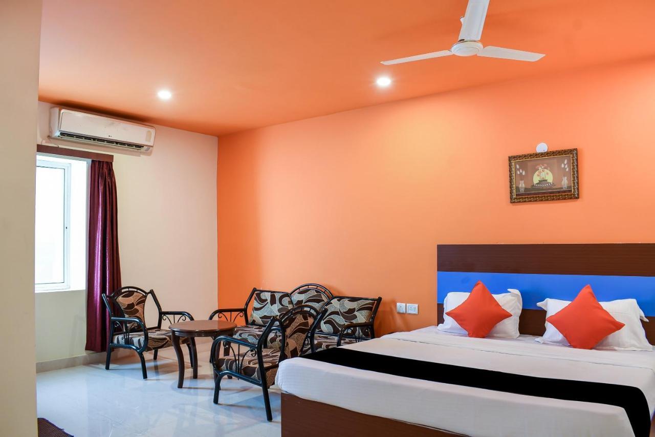 Capital O 67249 Hotel Planet Bhubaneswar Eksteriør billede
